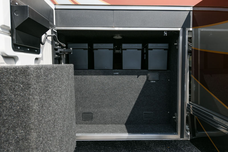 2013 Prevost Outlaw H3-45 For Sale