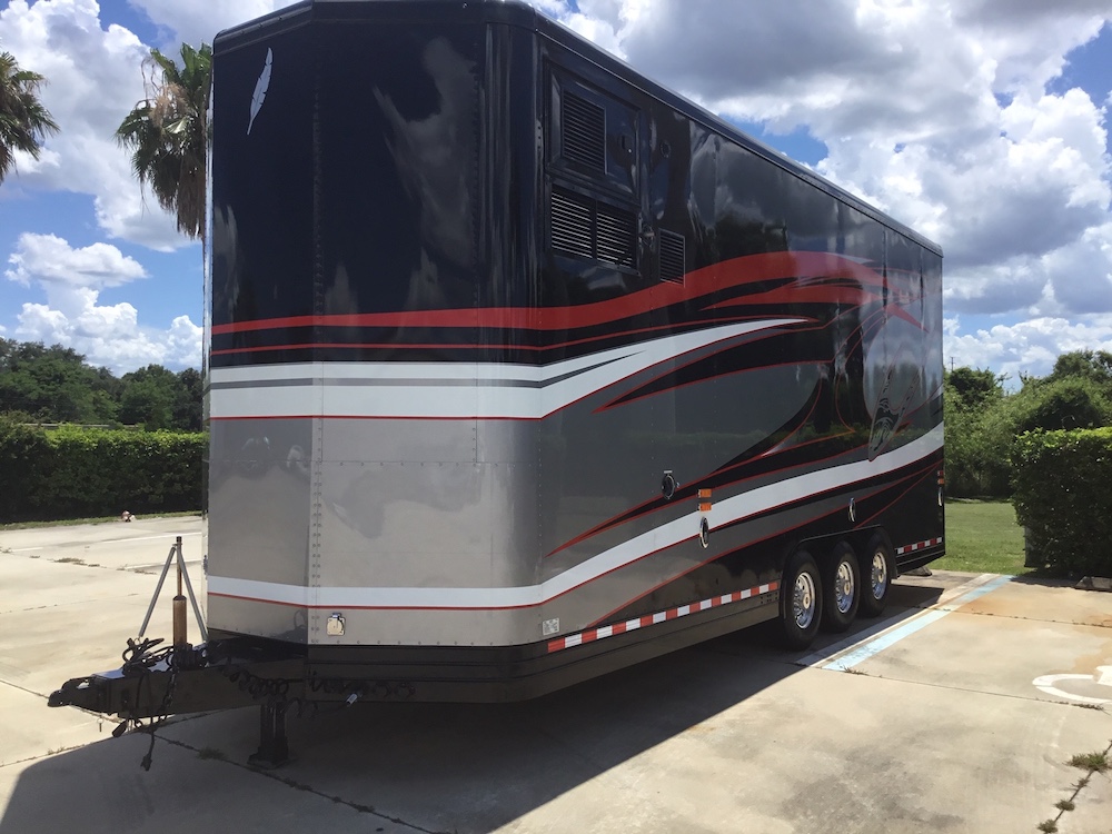 2014 Prevost Featherlite Trailer For Sale