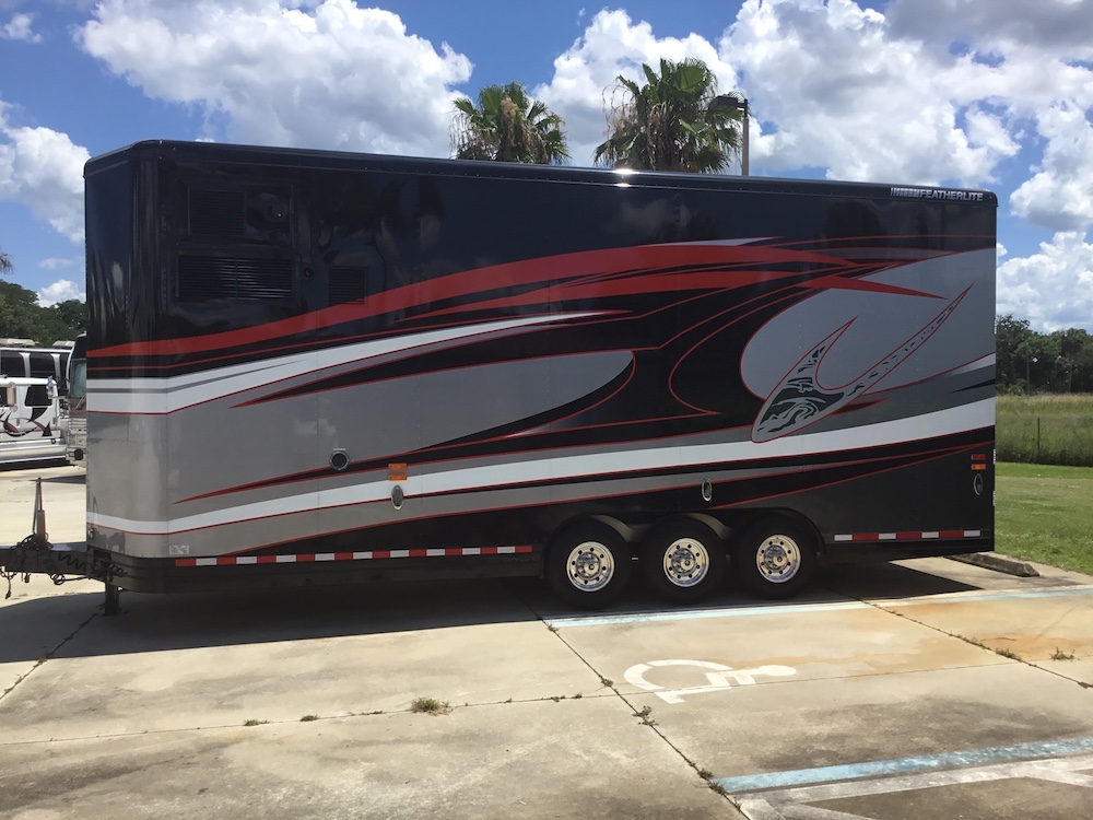 2014 Prevost Featherlite Trailer For Sale