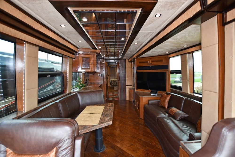 2014 Prevost Emerald X3 For Sale