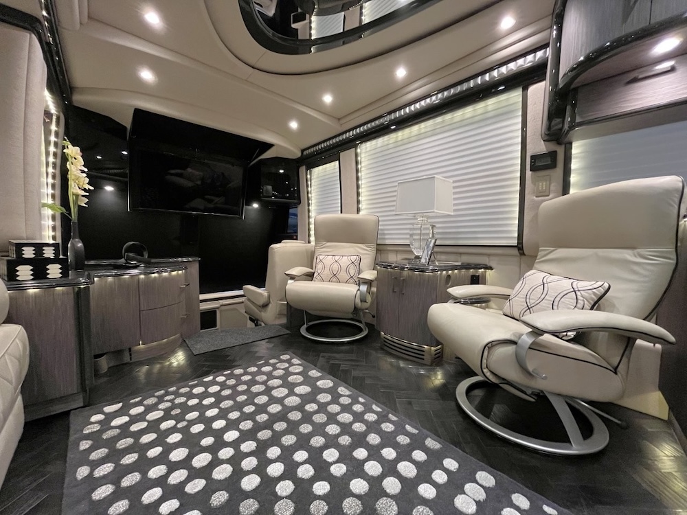 2014 Prevost Liberty H3-45 For Sale