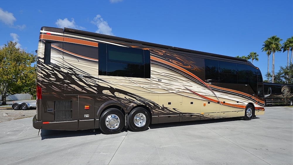 2014 Prevost Liberty H3-45 For Sale
