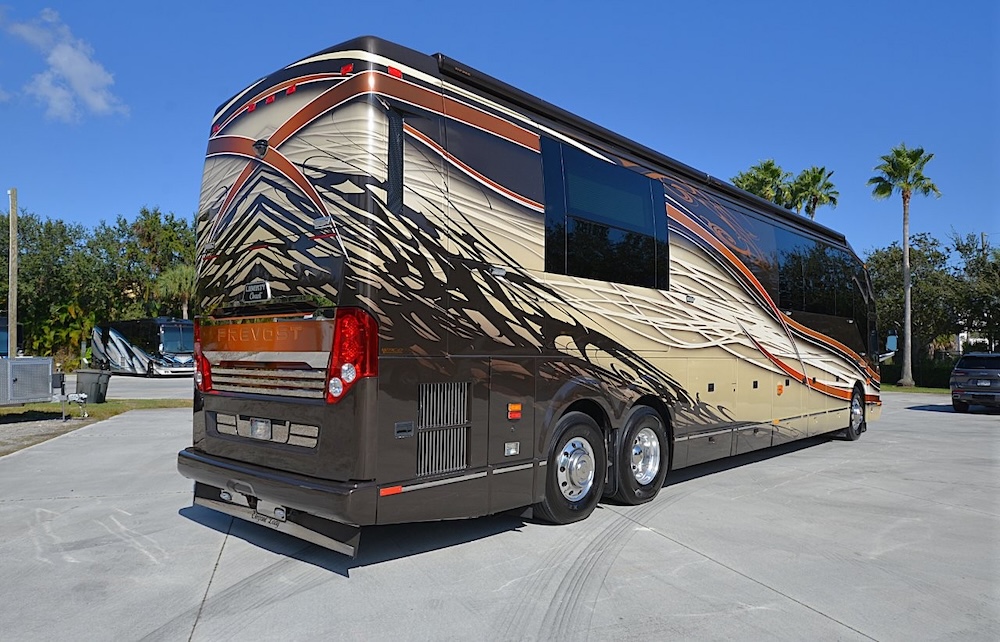 2014 Prevost Liberty H3-45 For Sale