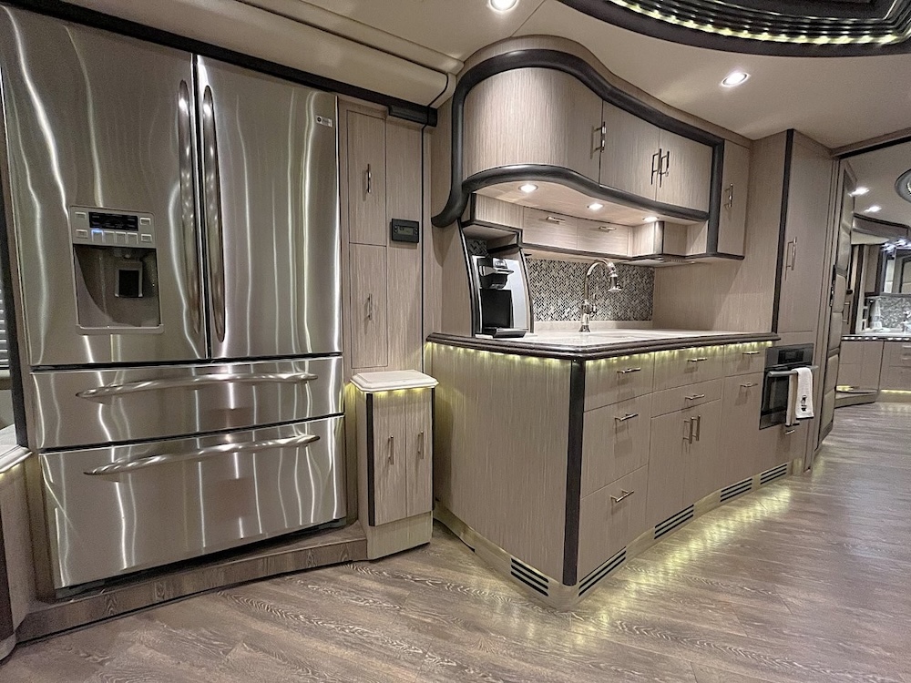 2014 Prevost Liberty H3-45 For Sale