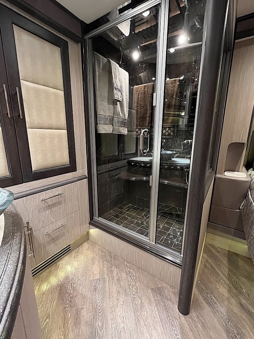 2014 Prevost Liberty H3-45 For Sale