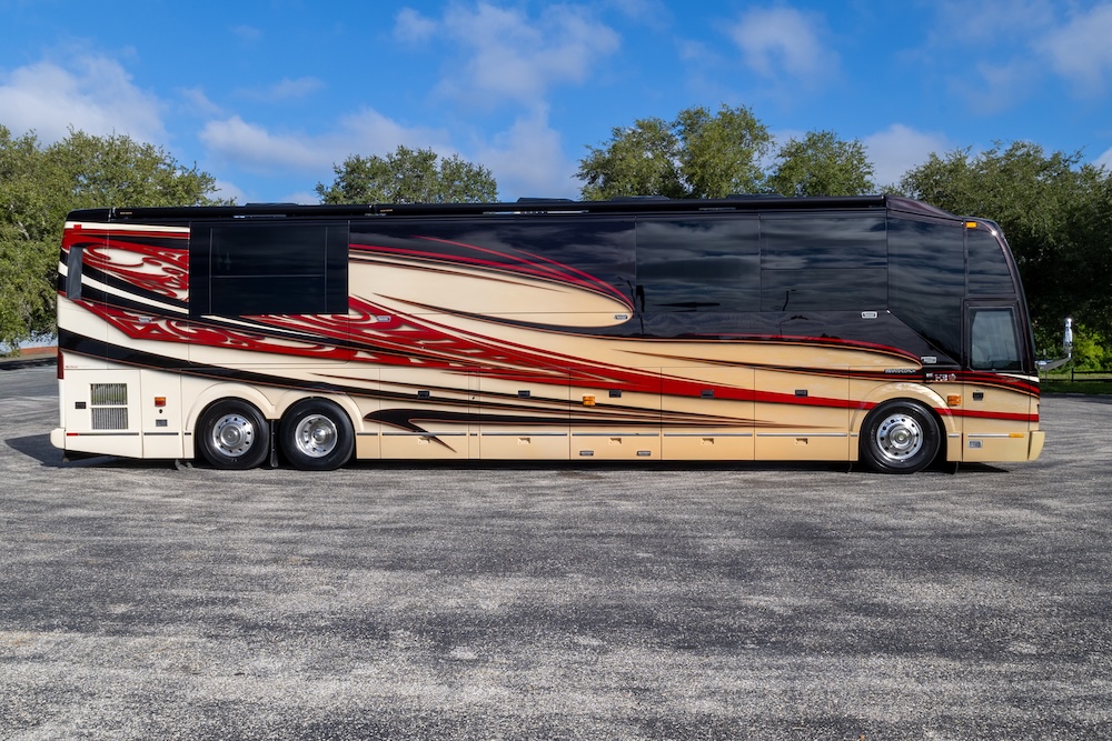 2014 Prevost Liberty H3-45 For Sale