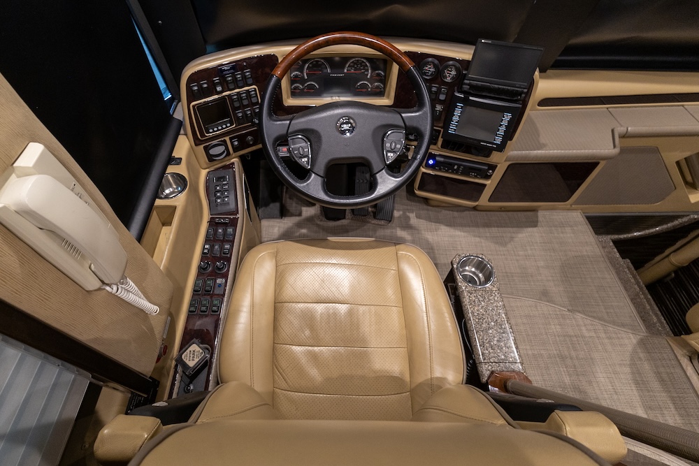 2014 Prevost Liberty H3-45 For Sale