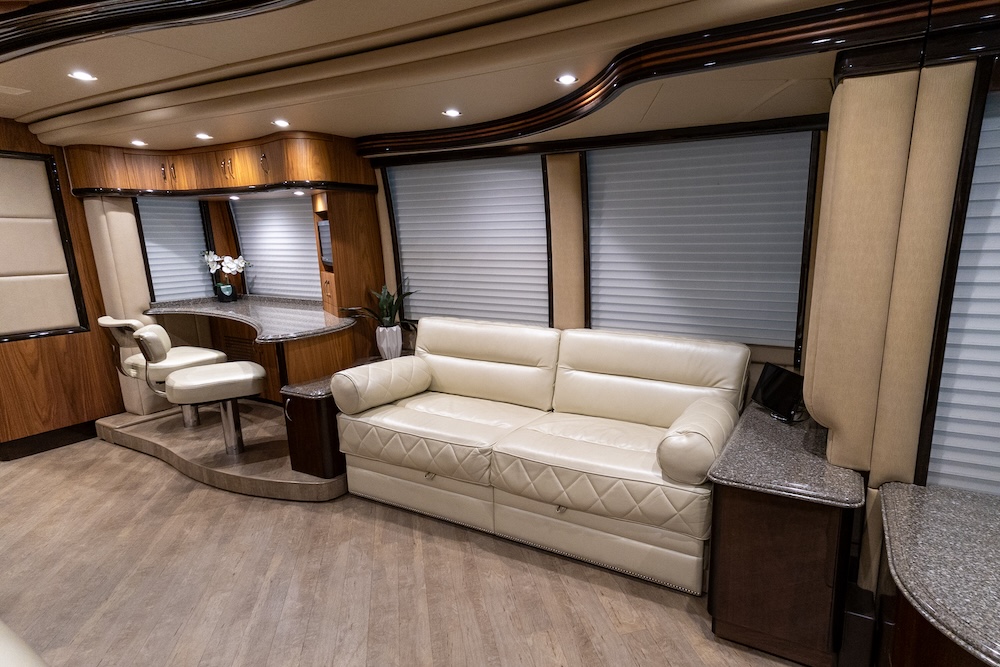 2014 Prevost Liberty H3-45 For Sale