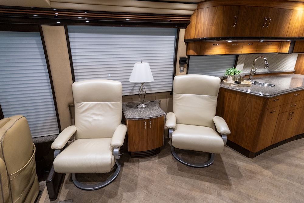 2014 Prevost Liberty H3-45 For Sale