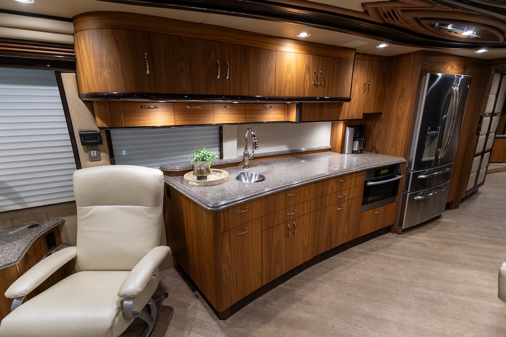 2014 Prevost Liberty H3-45 For Sale