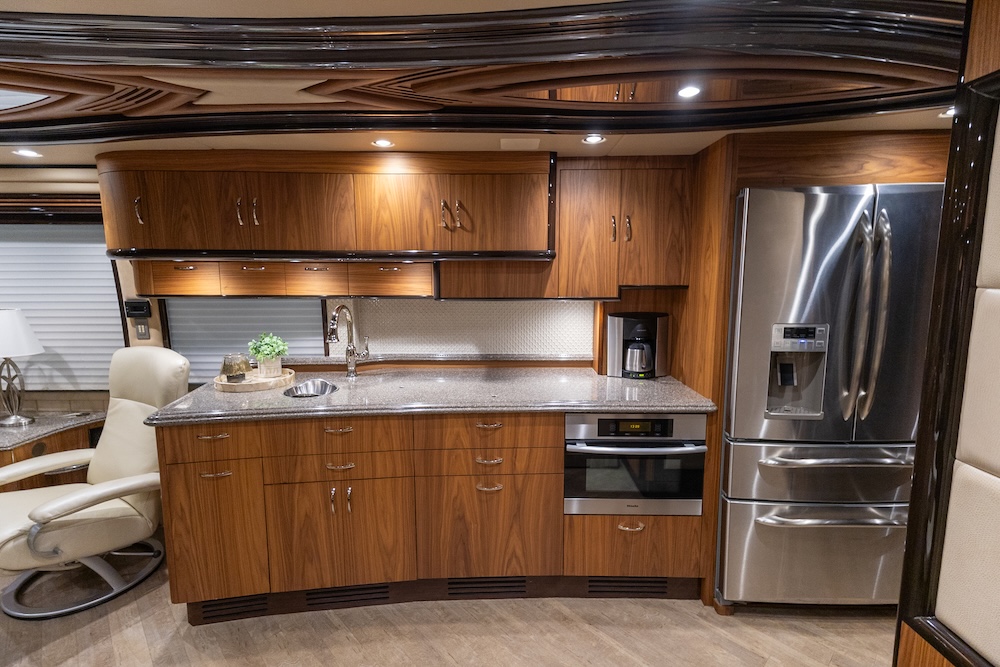 2014 Prevost Liberty H3-45 For Sale