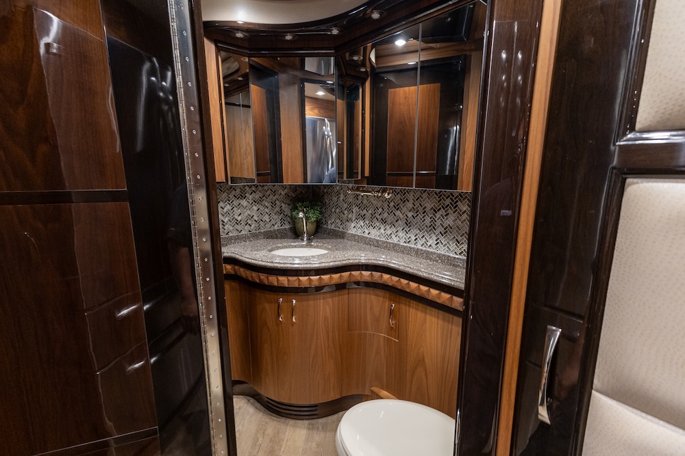 2014 Prevost Liberty H3-45 For Sale