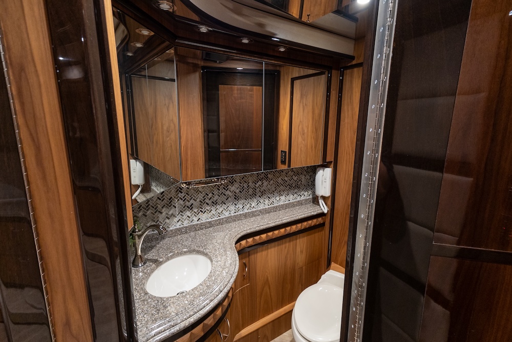 2014 Prevost Liberty H3-45 For Sale