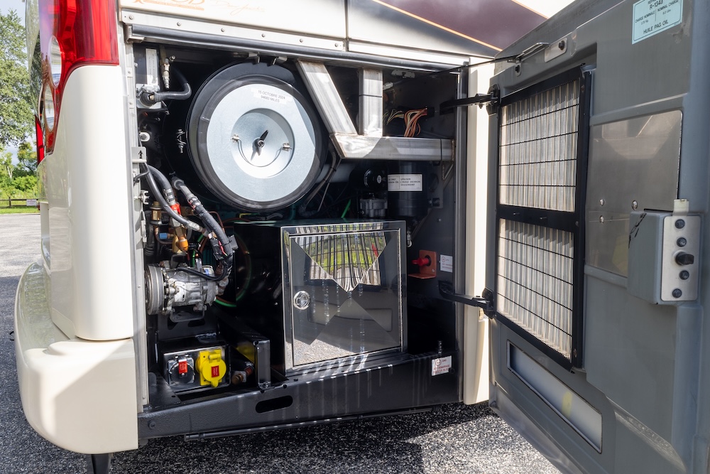 2014 Prevost Liberty H3-45 For Sale
