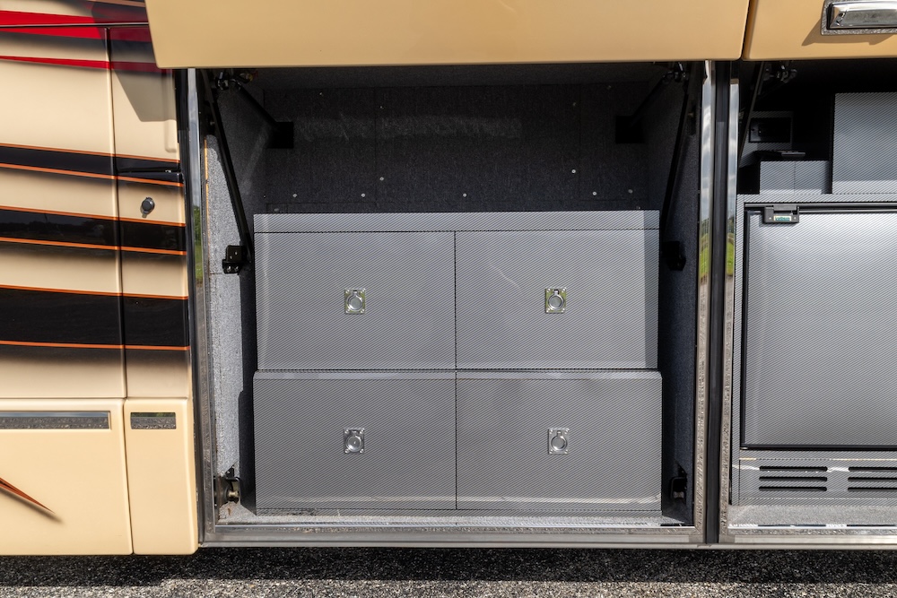 2014 Prevost Liberty H3-45 For Sale