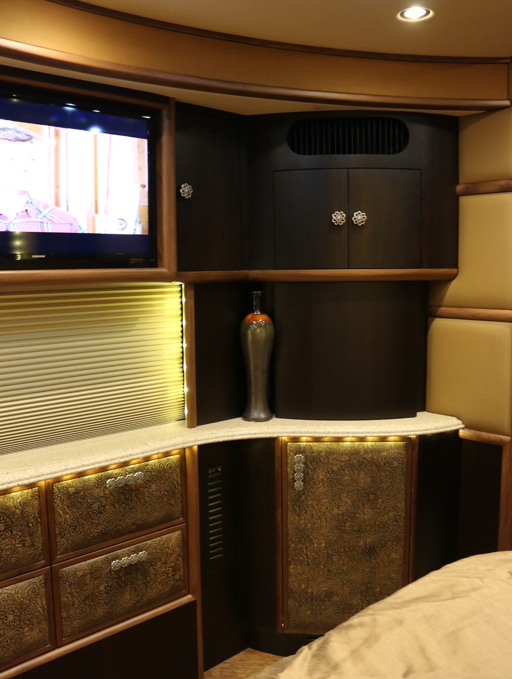 2014 Prevost Liberty X3 For Sale