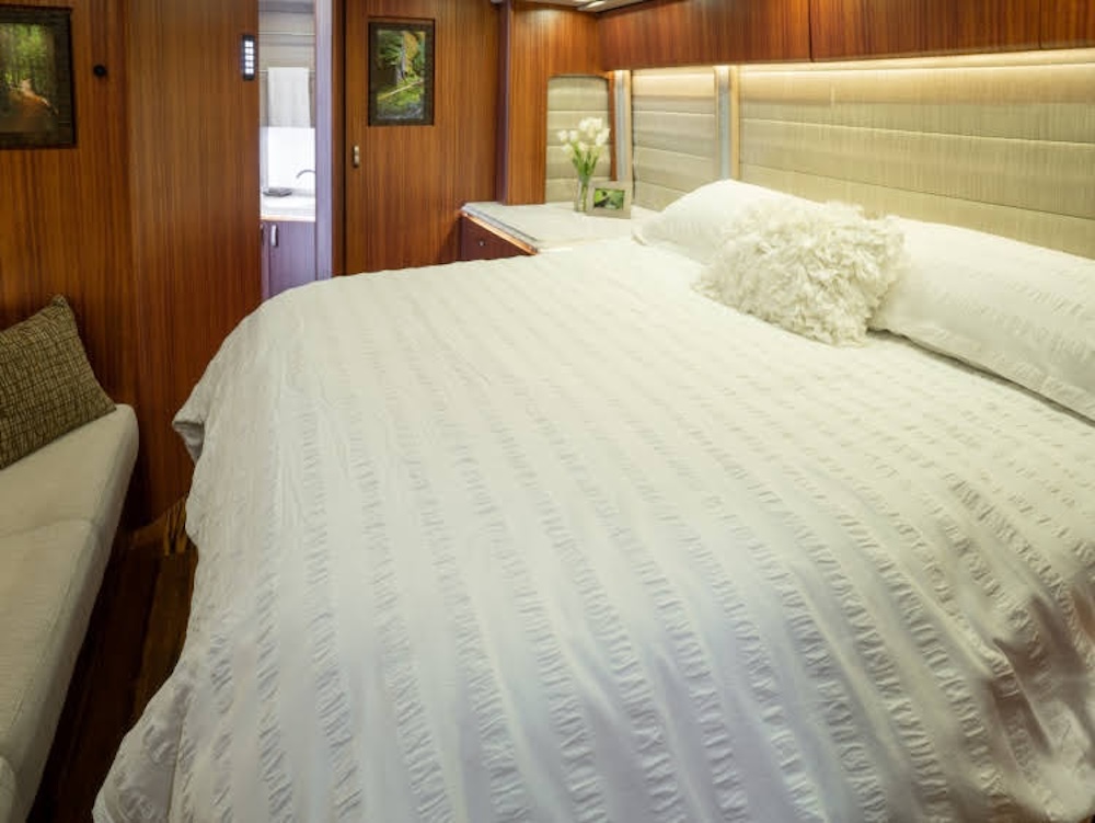 2014 Prevost Marathon  H3-45 For Sale