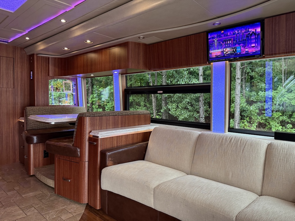 2014 Prevost Marathon H3-45 For Sale