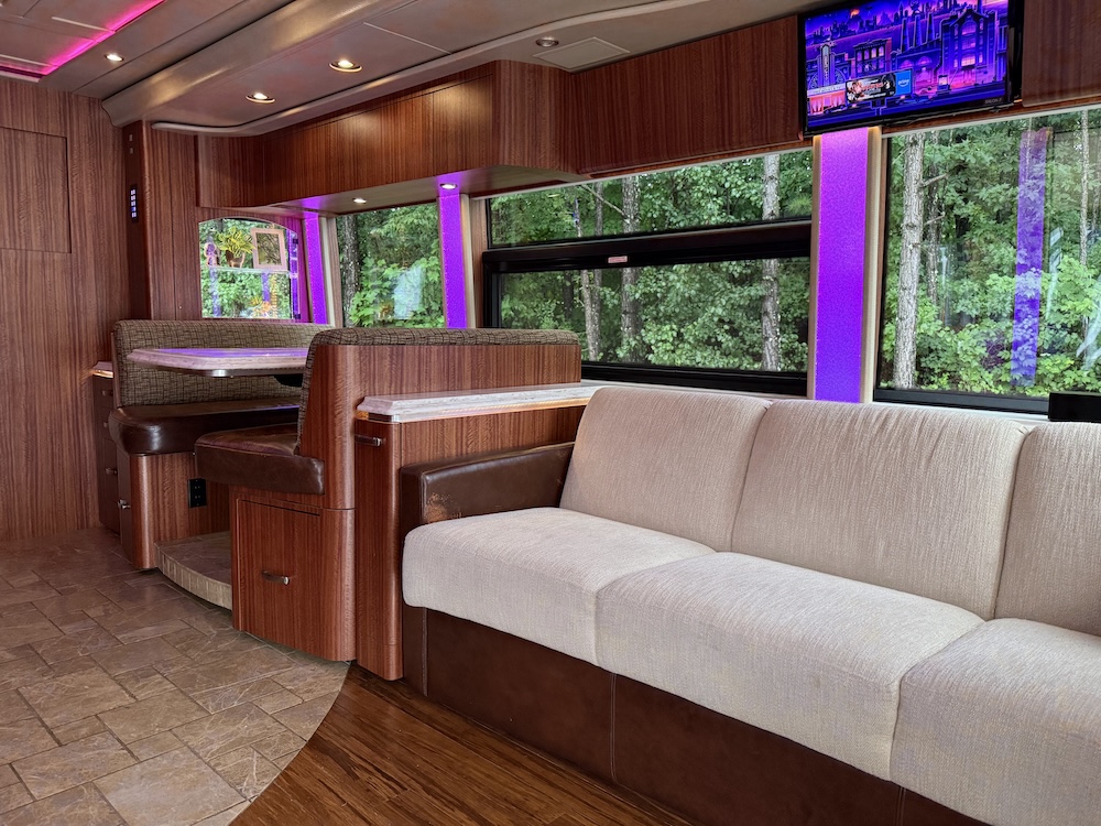 2014 Prevost Marathon H3-45 For Sale