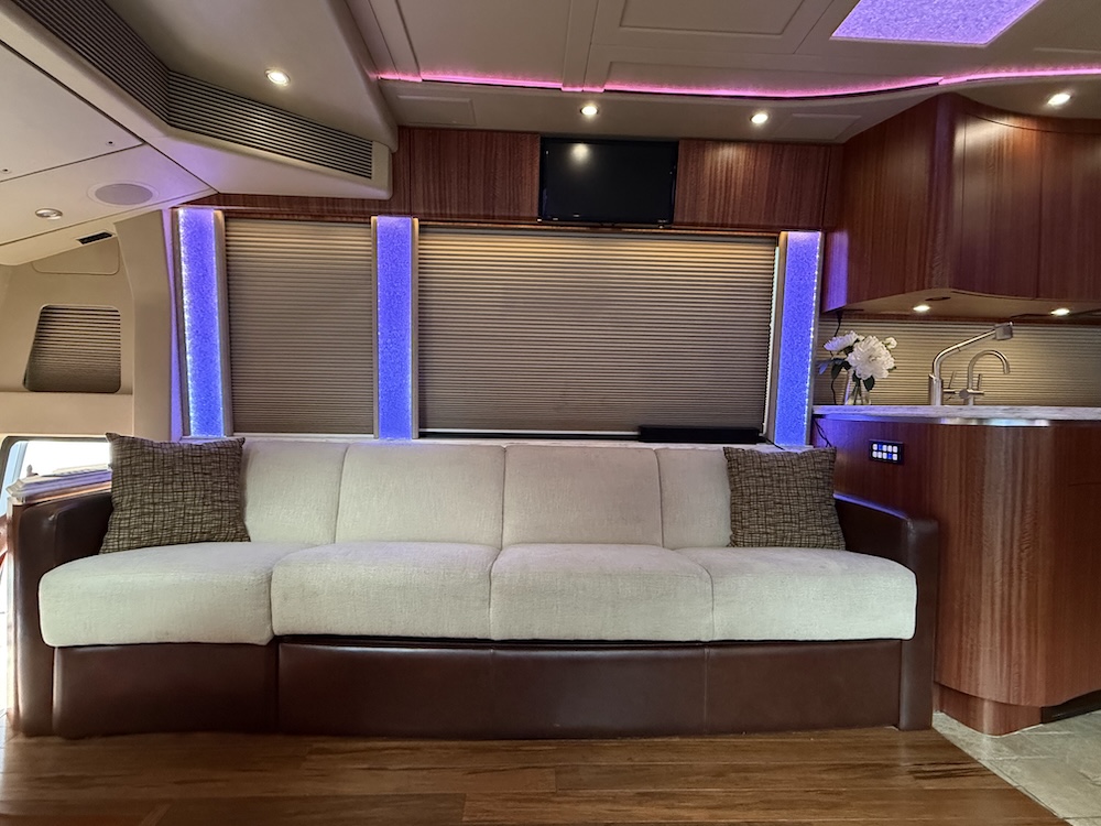 2014 Prevost Marathon H3-45 For Sale
