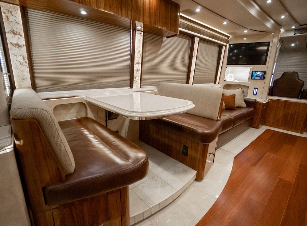 2014 Prevost Marathon X3 For Sale