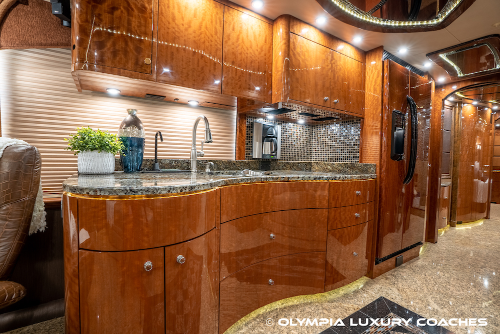 2014 Prevost Millennium H3-45 For Sale