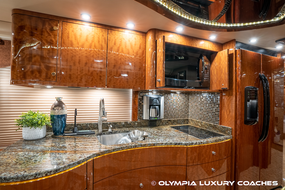 2014 Prevost Millennium H3-45 For Sale