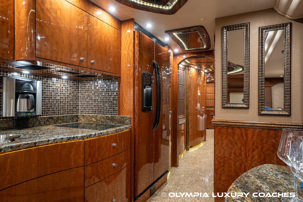 2014 Prevost Millennium H3-45 For Sale