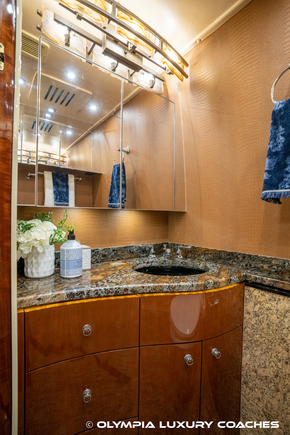 2014 Prevost Millennium H3-45 For Sale