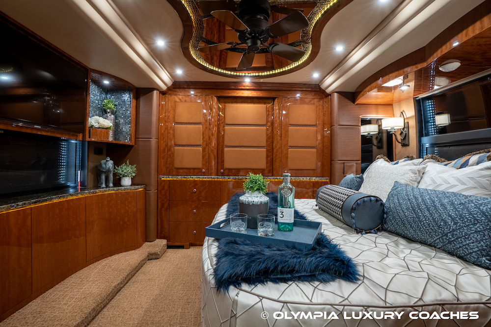 2014 Prevost Millennium H3-45 For Sale