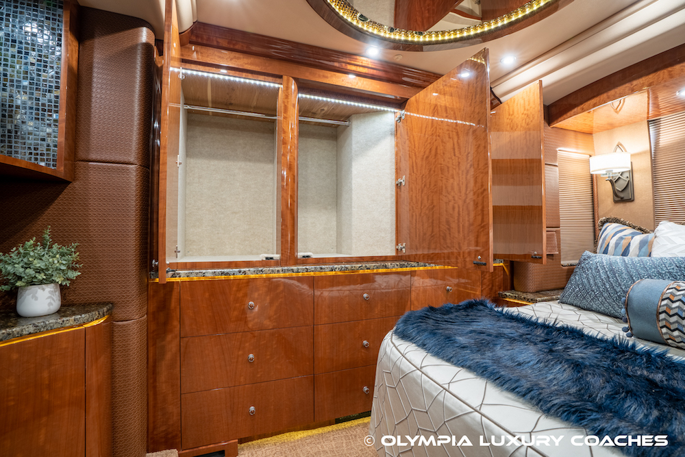 2014 Prevost Millennium H3-45 For Sale