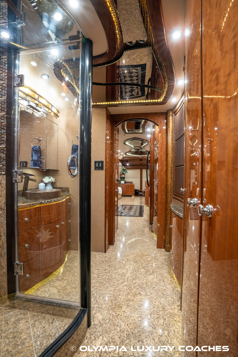 2014 Prevost Millennium H3-45 For Sale