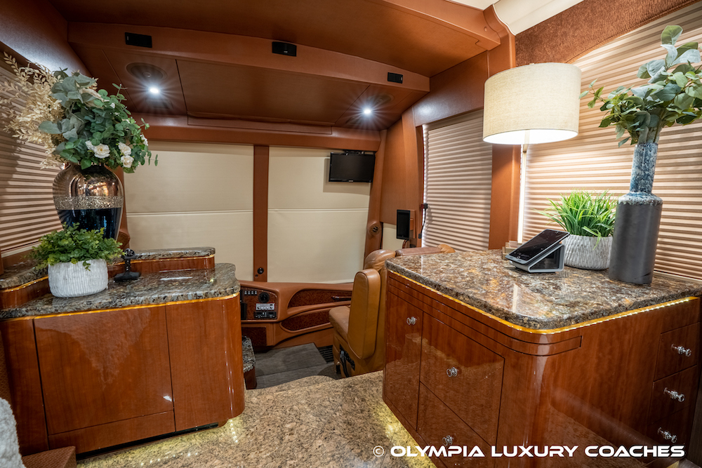 2014 Prevost Millennium H3-45 For Sale