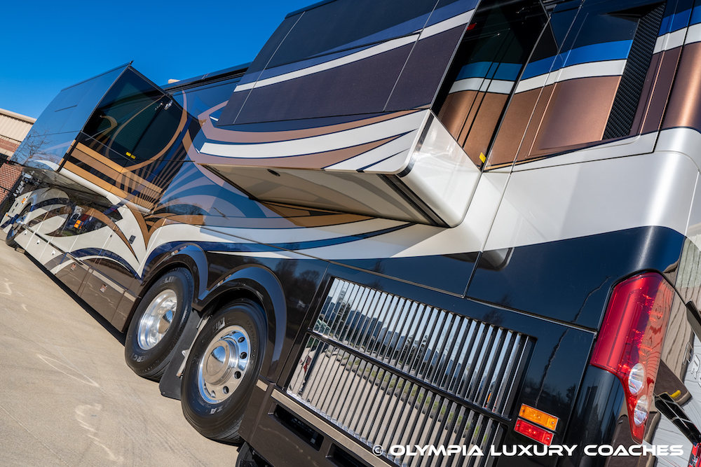 2014 Prevost Millennium H3-45 For Sale