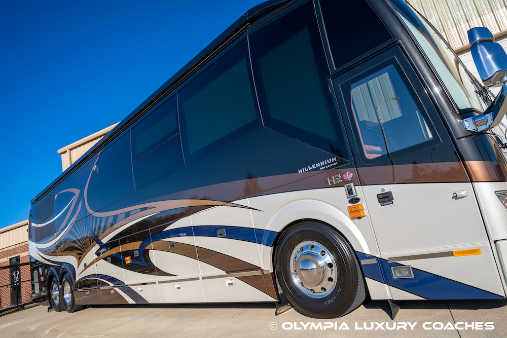 2014 Prevost Millennium H3-45 For Sale