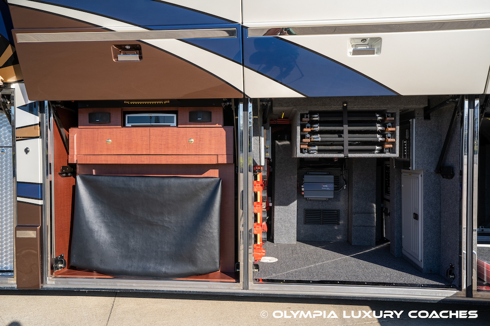 2014 Prevost Millennium H3-45 For Sale