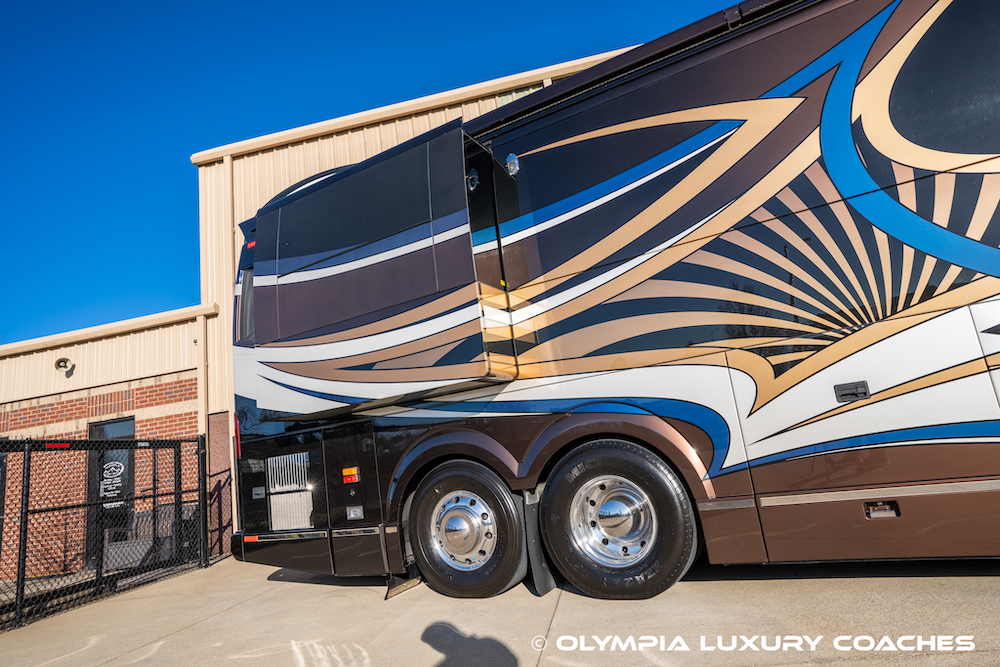 2014 Prevost Millennium H3-45 For Sale