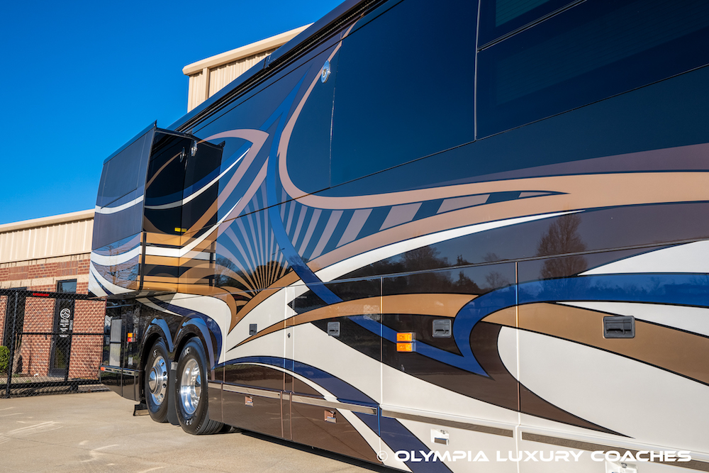 2014 Prevost Millennium H3-45 For Sale