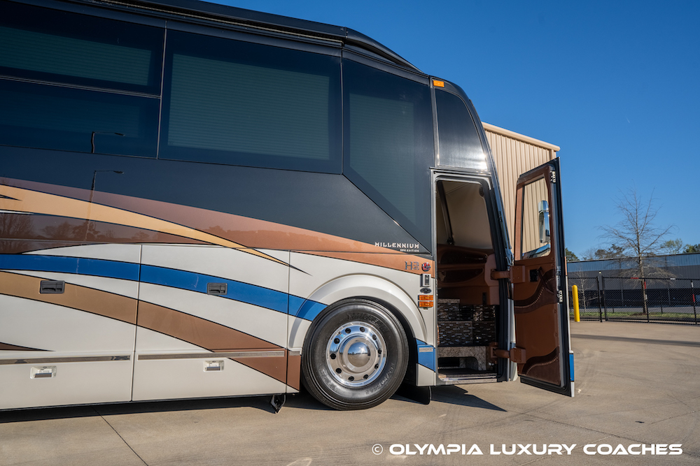 2014 Prevost Millennium H3-45 For Sale