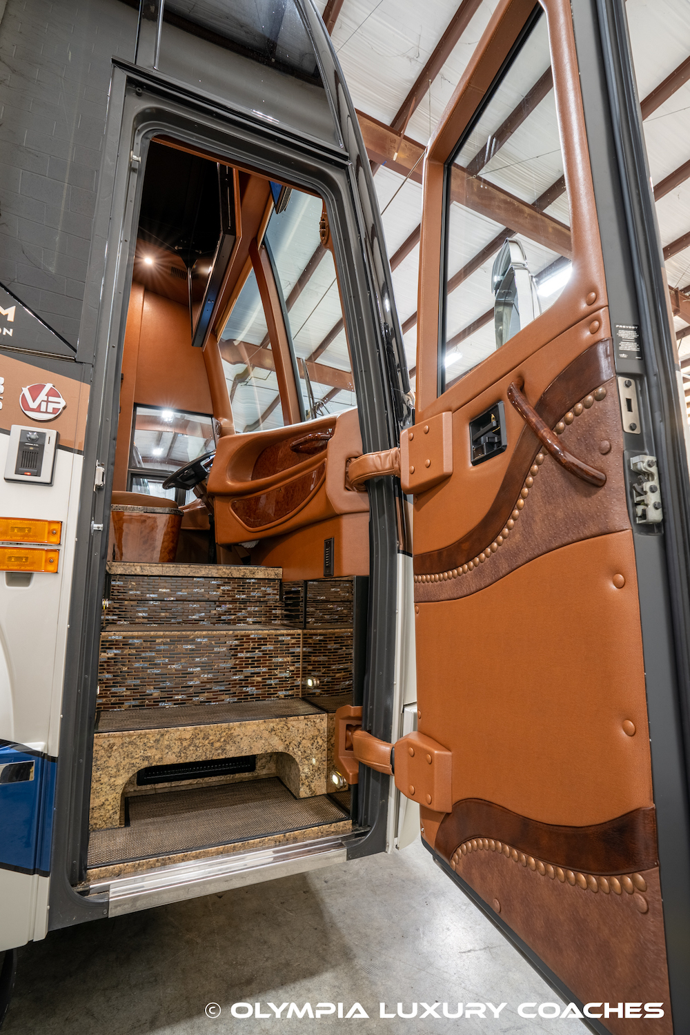 2014 Prevost Millennium H3-45 For Sale