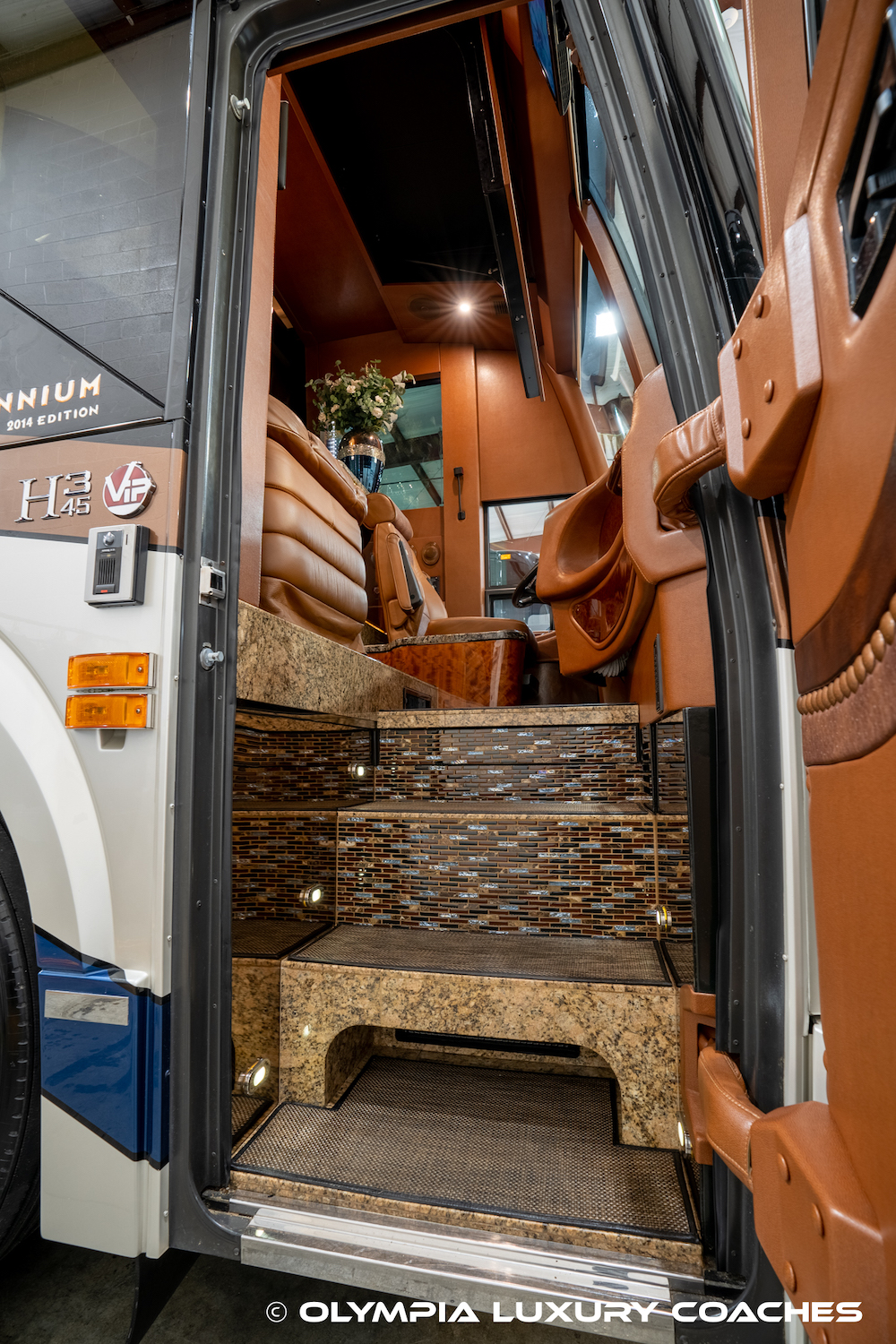 2014 Prevost Millennium H3-45 For Sale