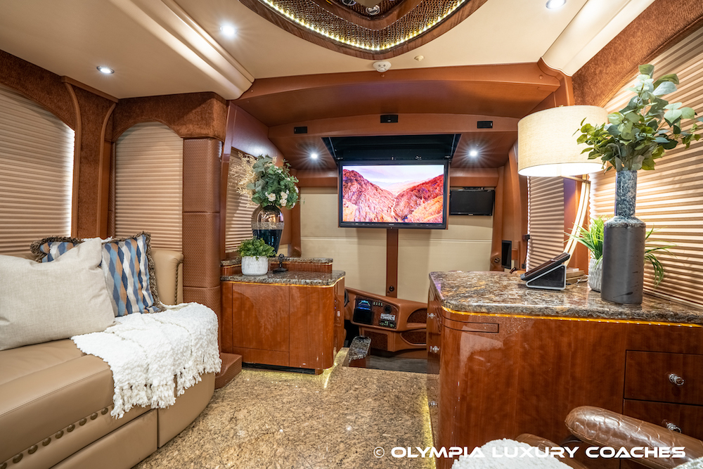 2014 Prevost Millennium H3-45 For Sale