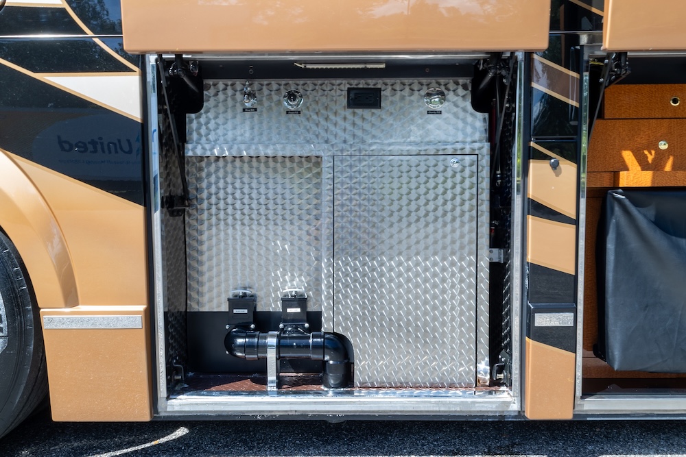 2014 Prevost Millennium H3-45 For Sale