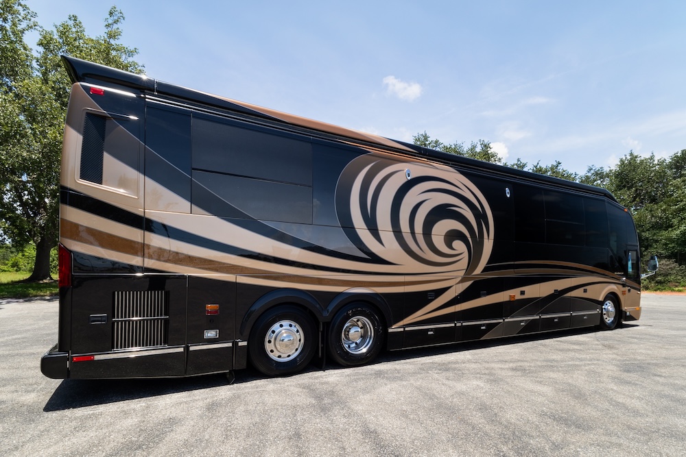 2014 Prevost Millennium H3-45 For Sale