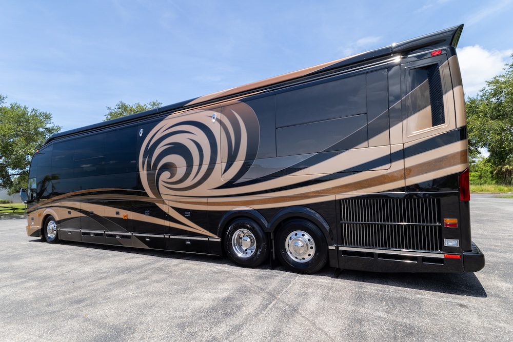 2014 Prevost Millennium H3-45 For Sale