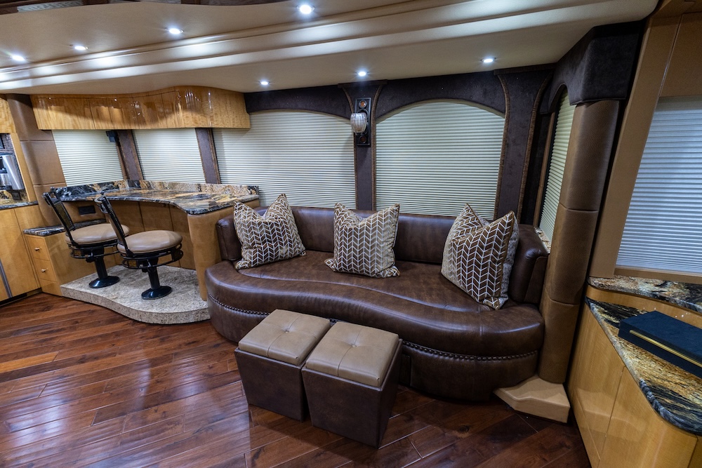 2014 Prevost Millennium H3-45 For Sale