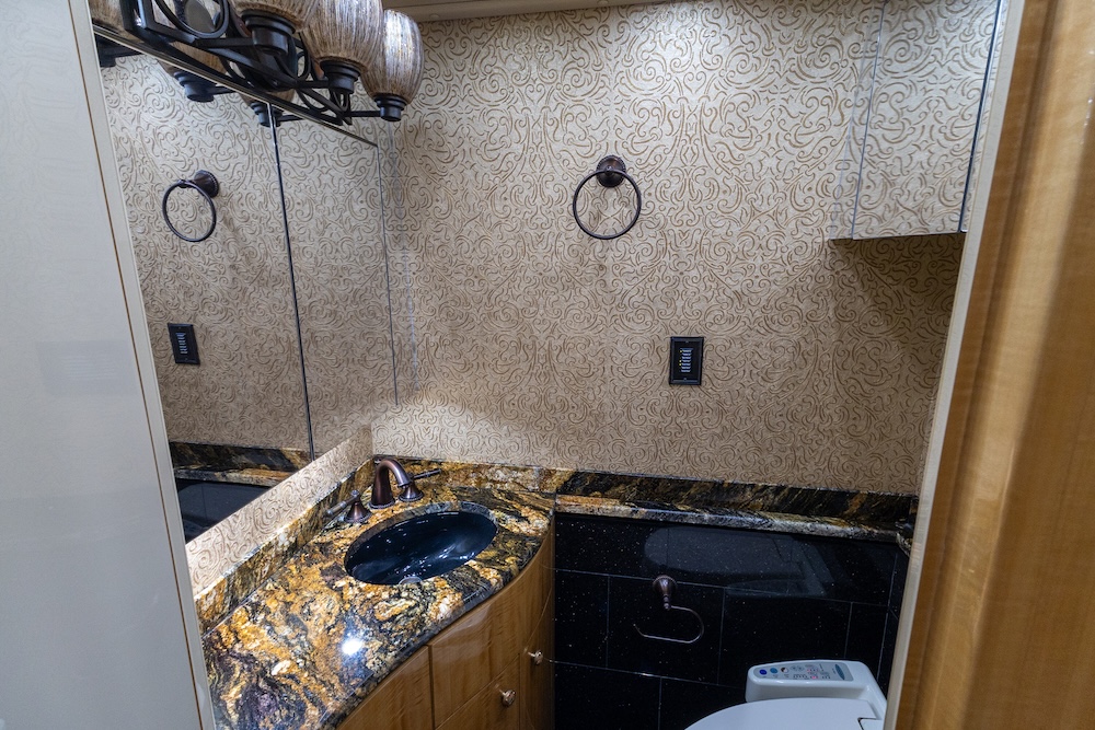 2014 Prevost Millennium H3-45 For Sale