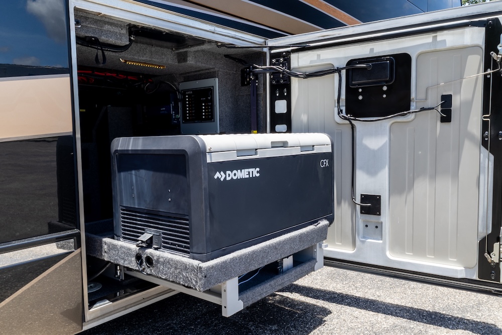 2014 Prevost Millennium H3-45 For Sale