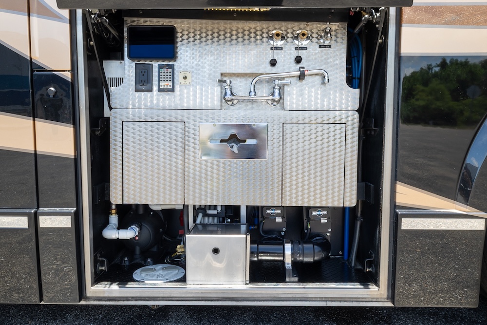 2014 Prevost Millennium H3-45 For Sale