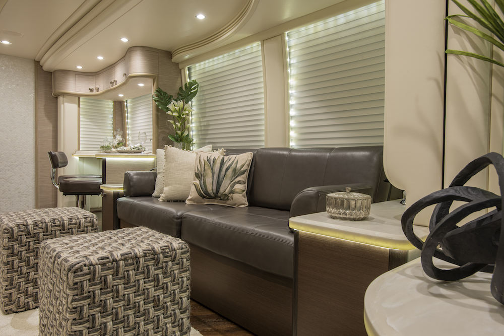 2015 Prevost Liberty H3-45 For Sale